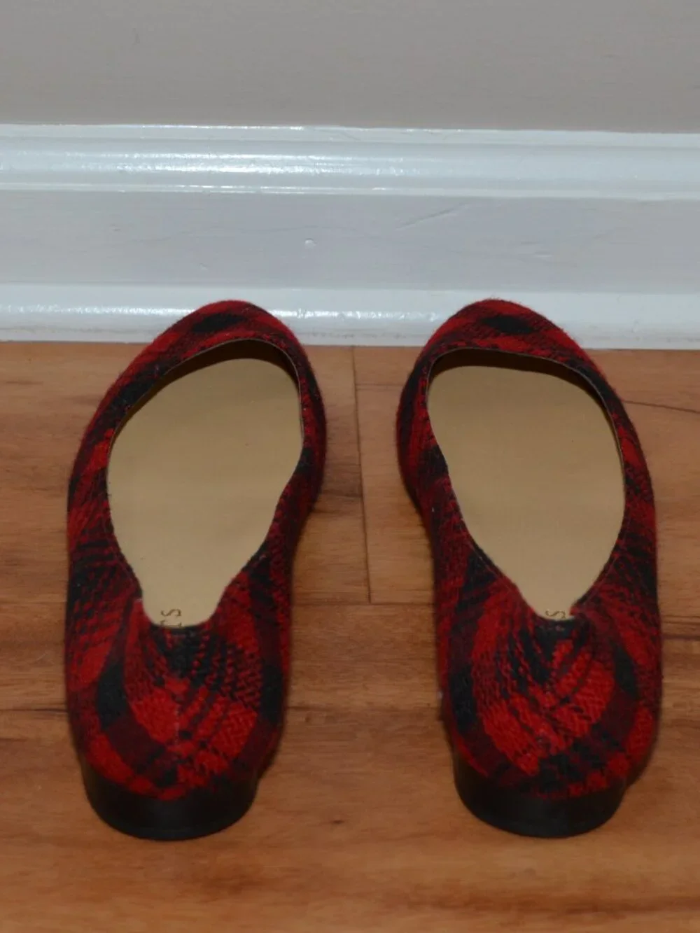 Talbot's Red Black Pointed toe Tartan Plaid Slip on High Quality Flats 7 wide